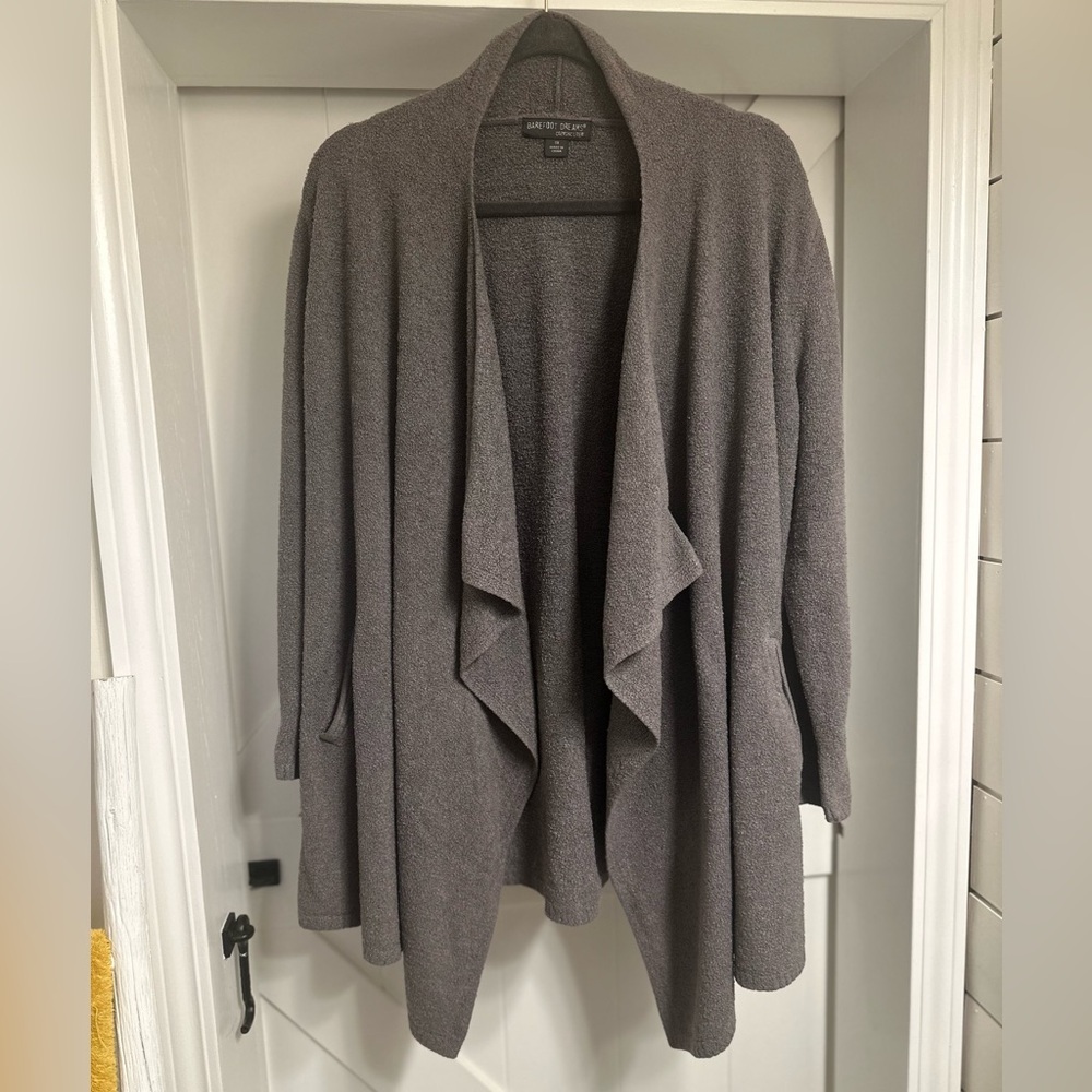 Barefoot Dreams cozy chic light- grey cardigan 1X soft used